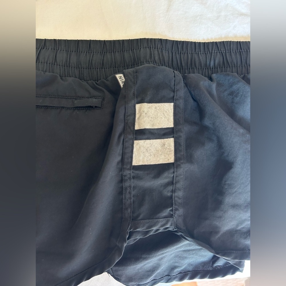 Hurley women's black athletic/board shorts - Picture 5 of 6